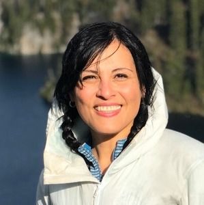 Meet your Posher, Hedy